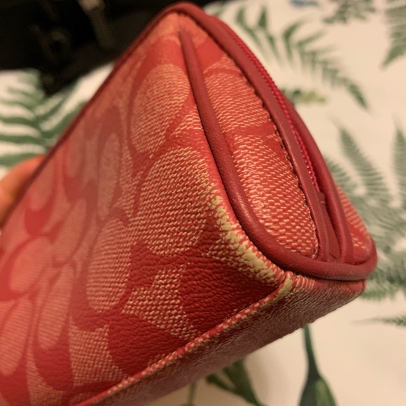 Pink Coach Makeup Bag - Picture 4 of 5